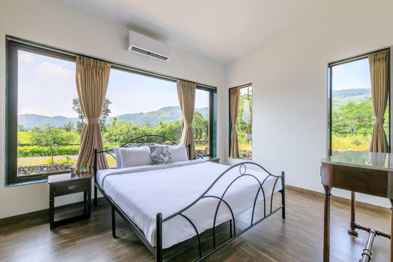 Stayvista'S Shivom Villa 2 - A Serene Escape With Views Of The Valley And Lake Lonavala Eksteriør billede